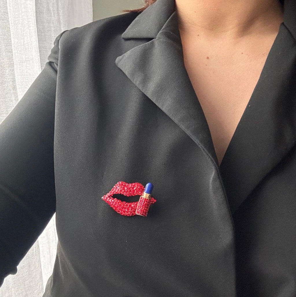 Broche Kiss